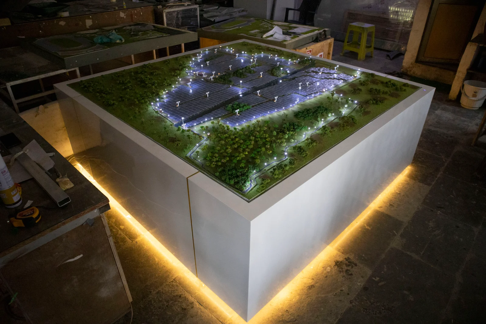 Industrial Showroom & Retail Outlet Scale Model